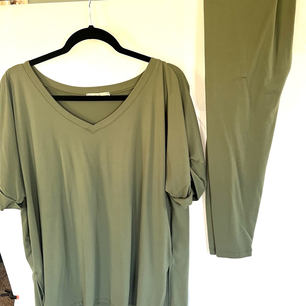 Zenana Outfitters Sage Green Top & Pants